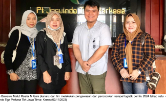 Bawaslu Malut Lakukan Pengawasan dan Pencocokan Sampel Logistik Pemilu 2024