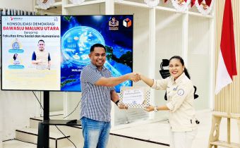 Penyerahan Sertifikat